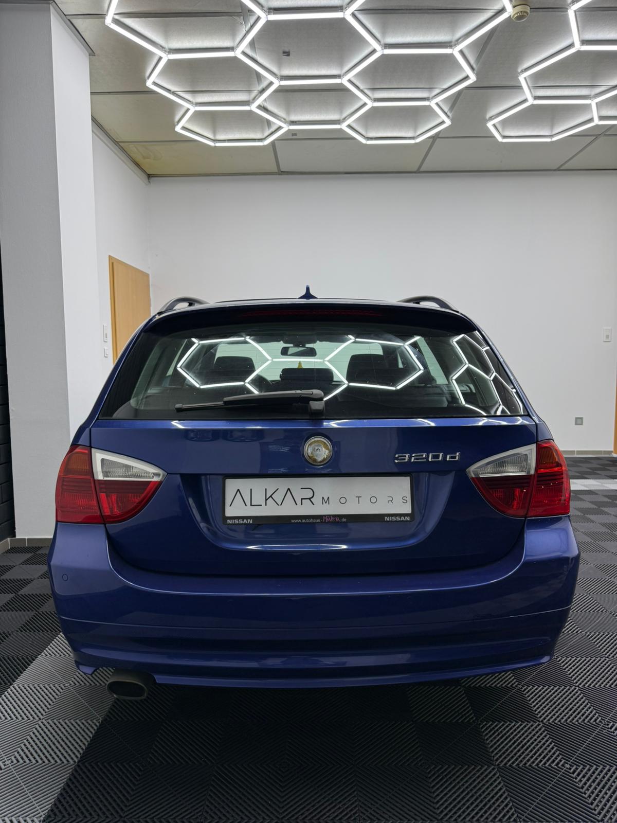 BMW Série 3 – 320d Toit ouvrant 177 ch