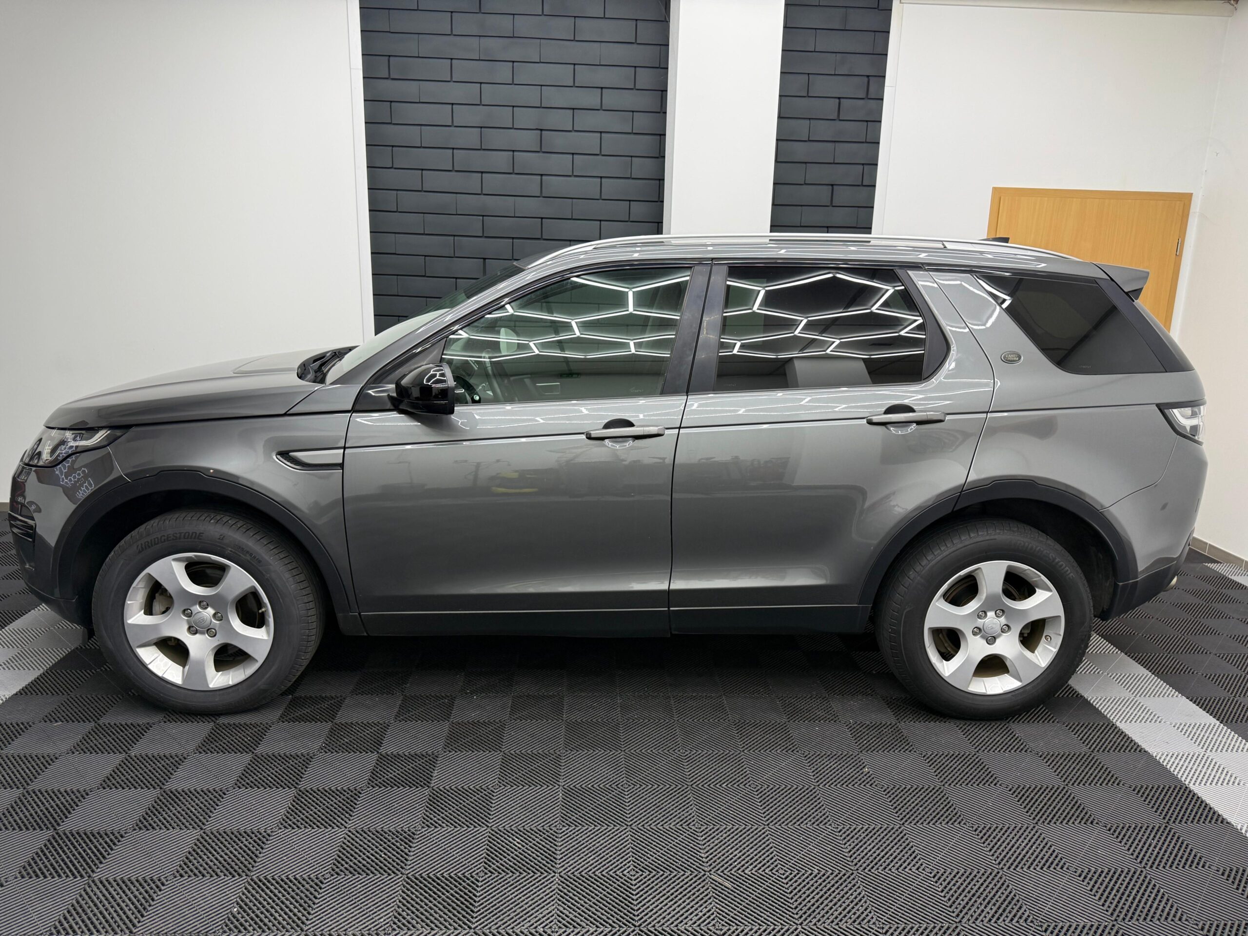 Land Rover Discovery Sport 2.0 eD4 150 ch 2WD Business Mark II – 2017