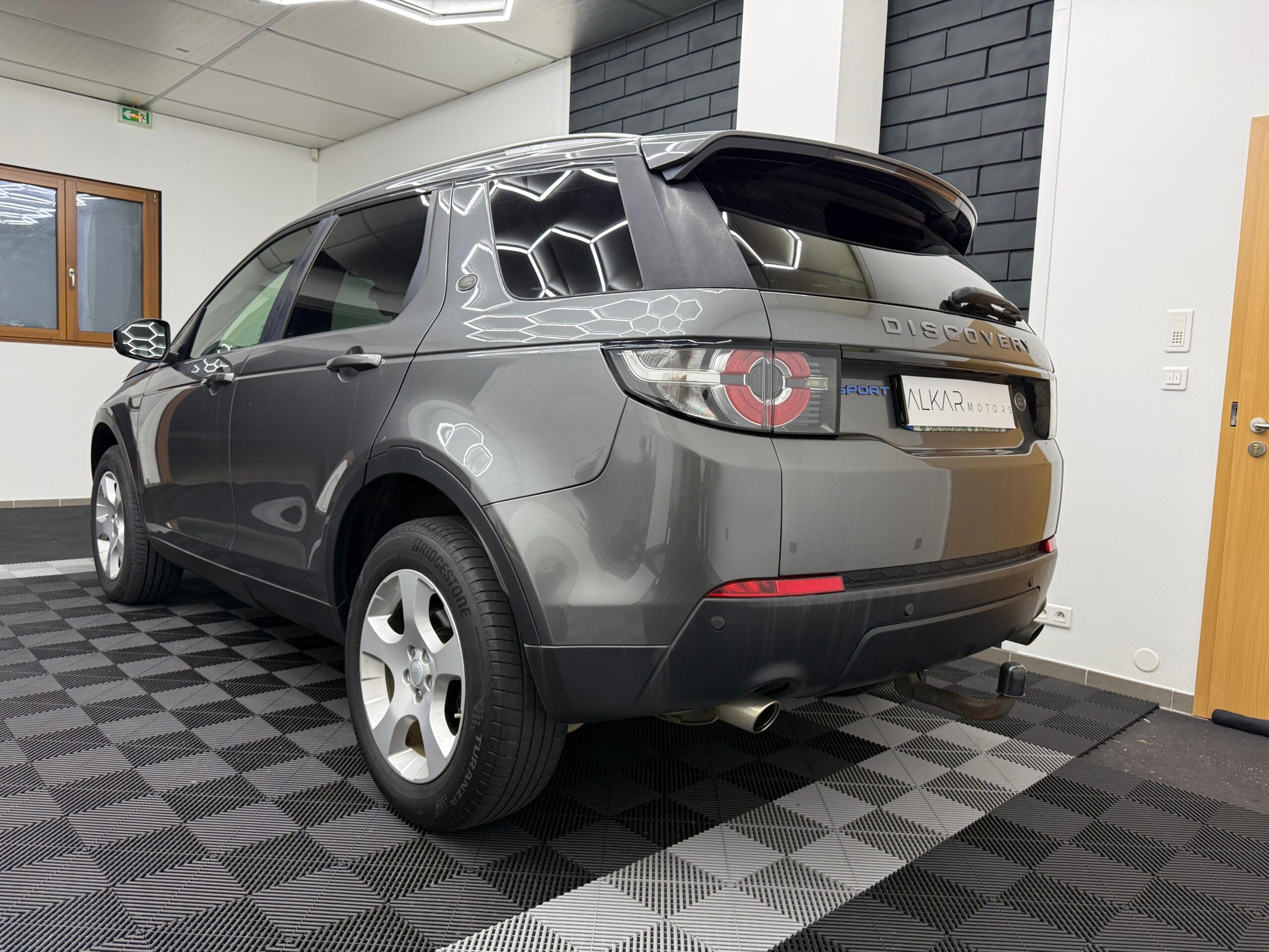 Land Rover Discovery Sport 2.0 eD4 150 ch 2WD Business Mark II – 2017