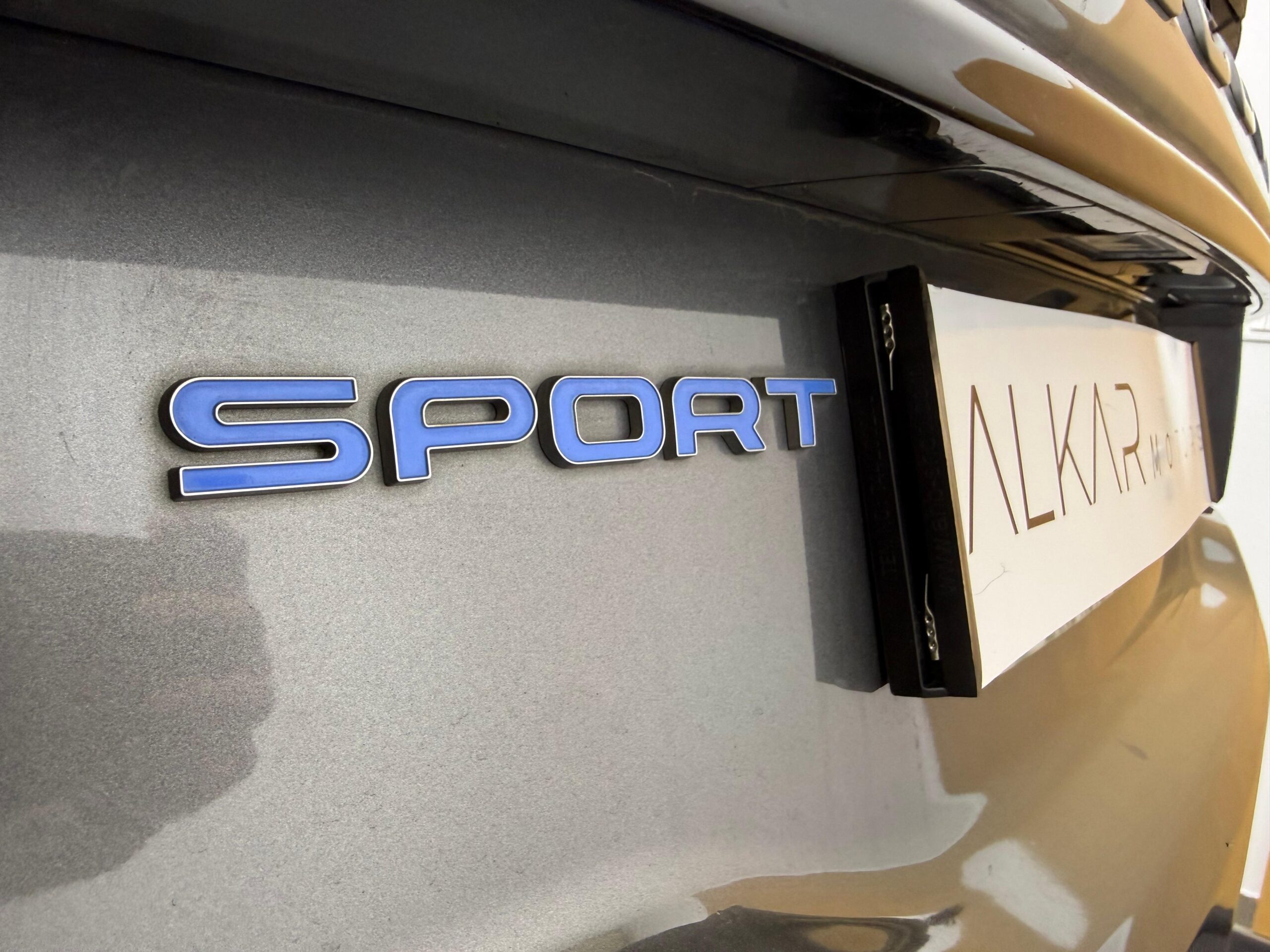 Land Rover Discovery Sport 2.0 eD4 150 ch 2WD Business Mark II – 2017