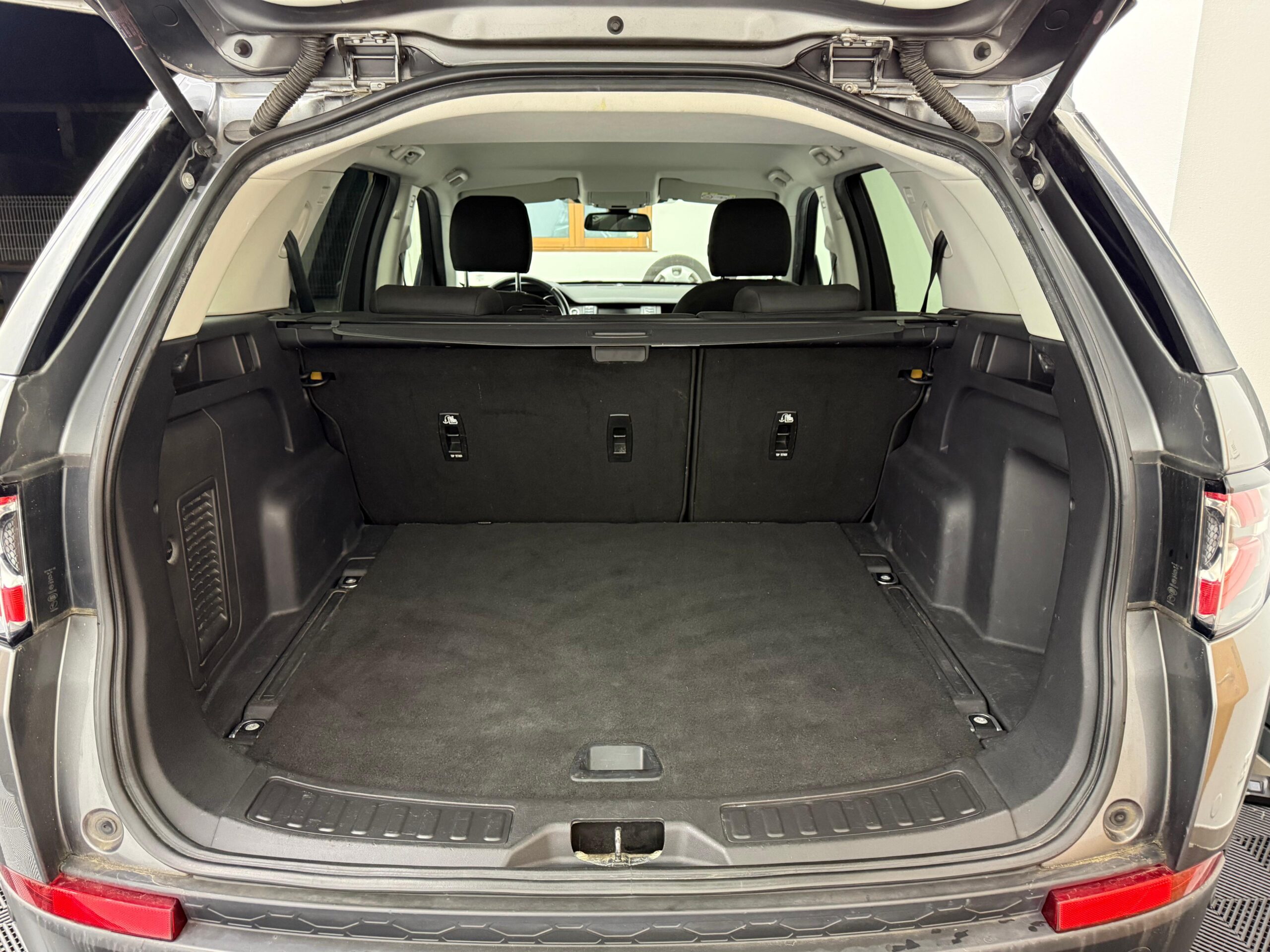 Land Rover Discovery Sport 2.0 eD4 150 ch 2WD Business Mark II – 2017