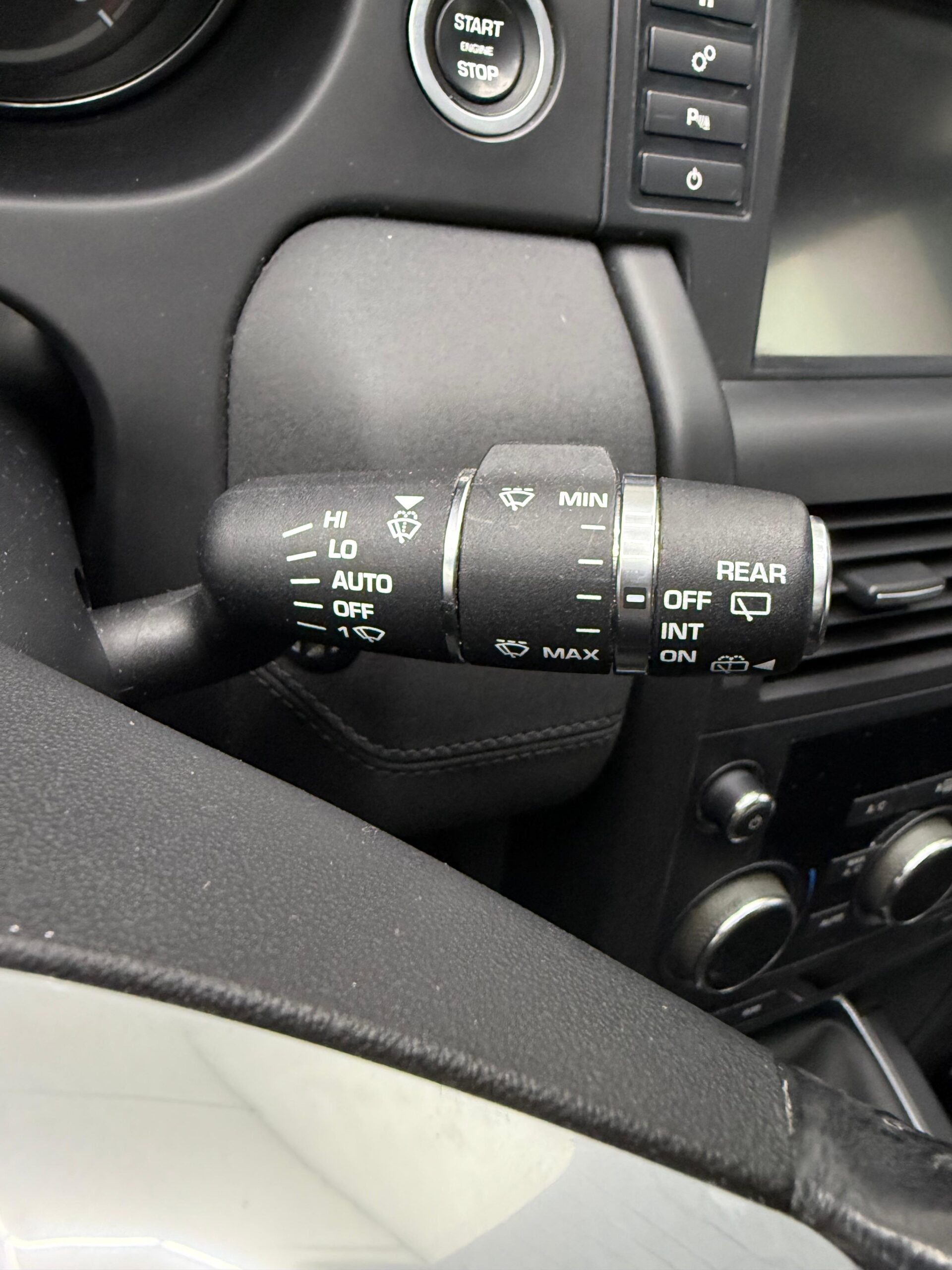 Land Rover Discovery Sport 2.0 eD4 150 ch 2WD Business Mark II – 2017