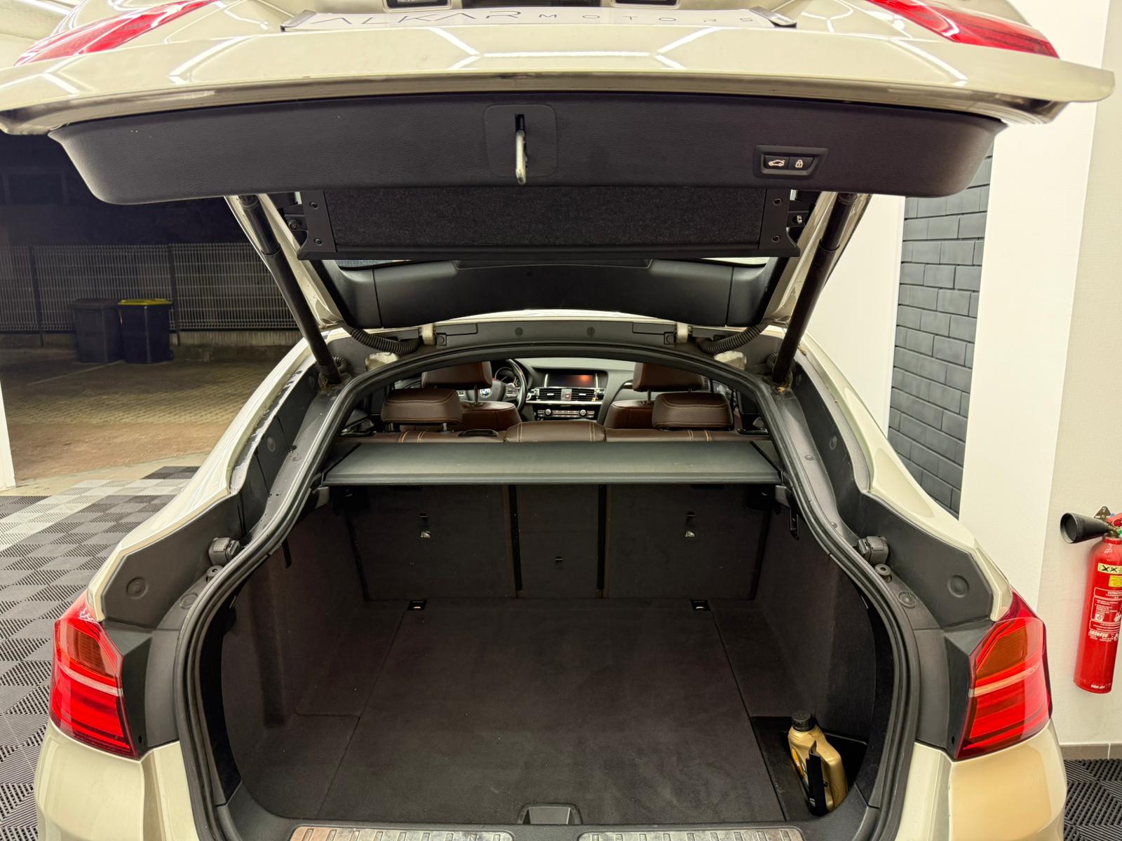 BMW X4 xDrive30dA 258ch xLine – Suivi complet – Configuration élégante