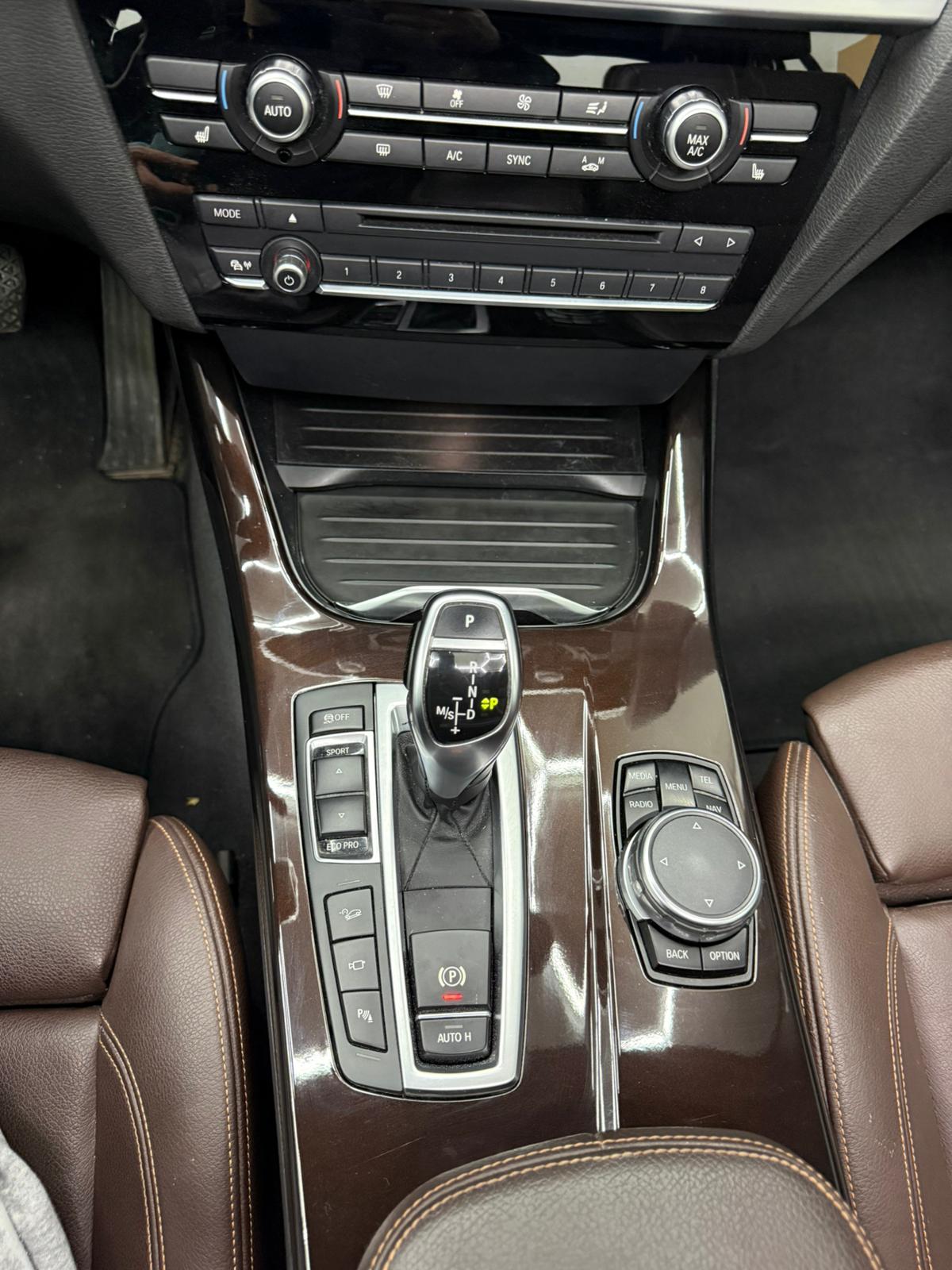 BMW X4 xDrive30dA 258ch xLine – Suivi complet – Configuration élégante
