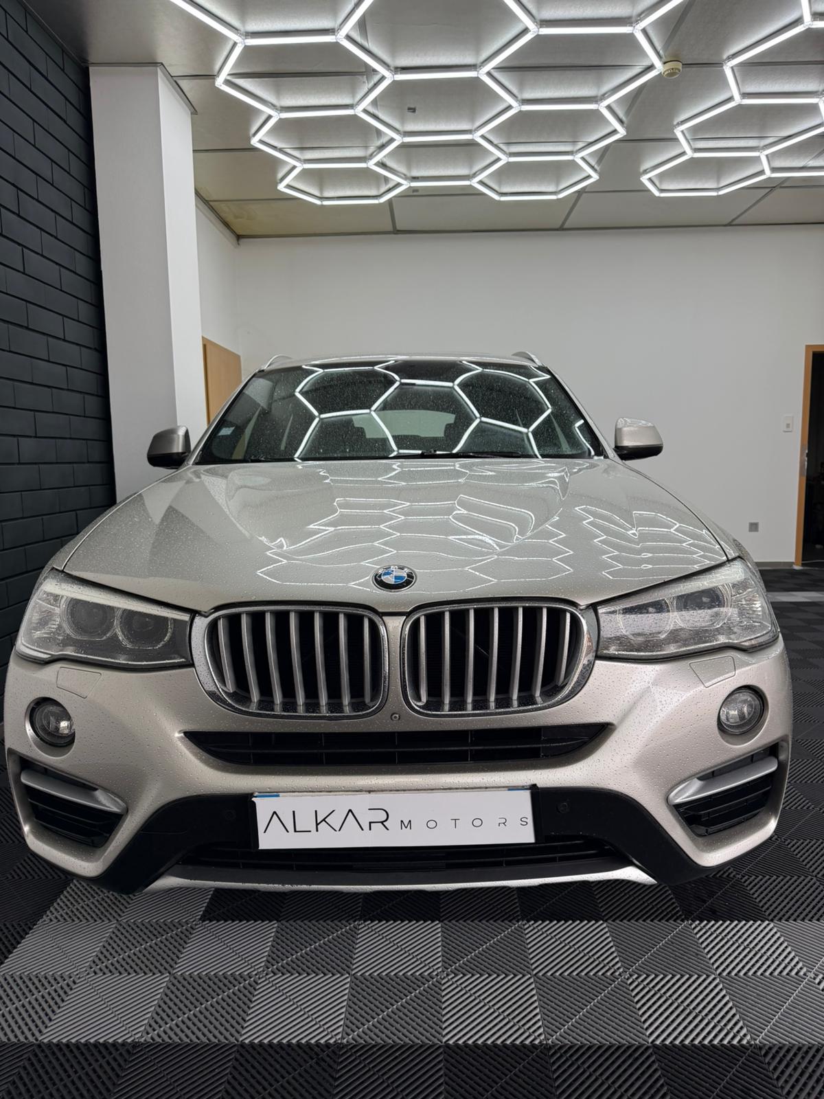 BMW X4 xDrive30dA 258ch xLine – Suivi complet – Configuration élégante