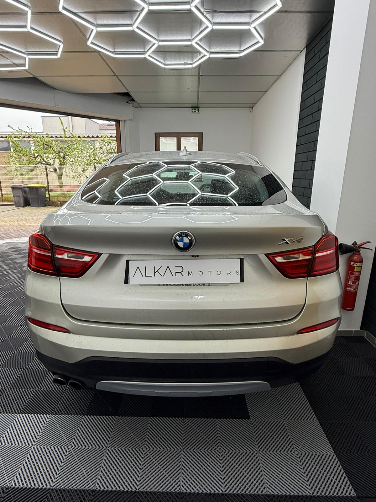 BMW X4 xDrive30dA 258ch xLine – Suivi complet – Configuration élégante